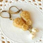 'Wisdom' 02, gold owl earri..
