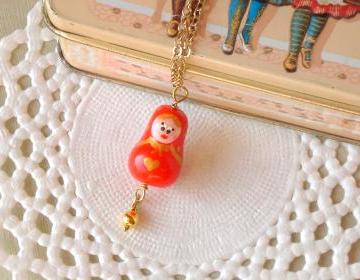 Children Matryoshka necklace, in red and gold, polymer clay, girls jewelry, Valentine jewelry